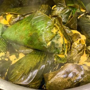 Moi moi in leaves (Moi moi elewe) - (Party)