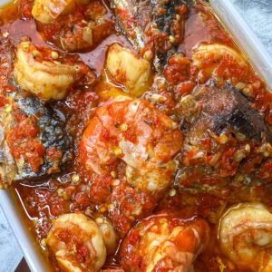 Mackerel fish and prawn sauce