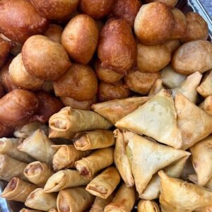 Combo tray (Puff puff, spring roll and samosa) - (party)