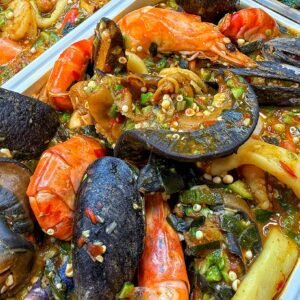 Seafood okra with snails